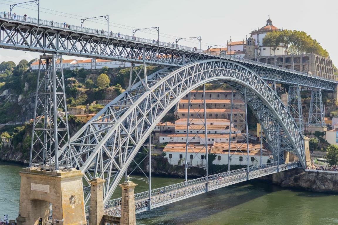 By This River Porto Buitenkant foto